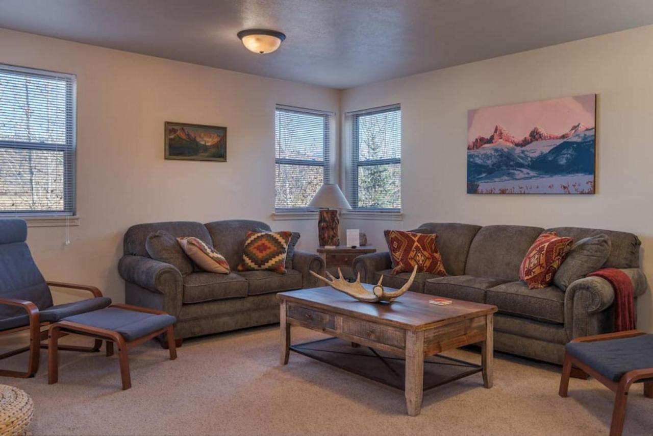 2 Bedroom Upstairs Condo With Ac In Victor, Id Luaran gambar